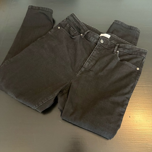 LOFT Denim - Loft curvy skinny Black Denim Pants size 32/14 women’s